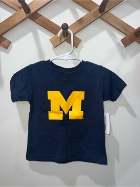-new- OUTER STUFF University of Michigan cotton graphic logo short sleeve tee